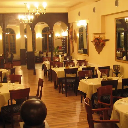 Chateau Vaptzarov מלון 4*