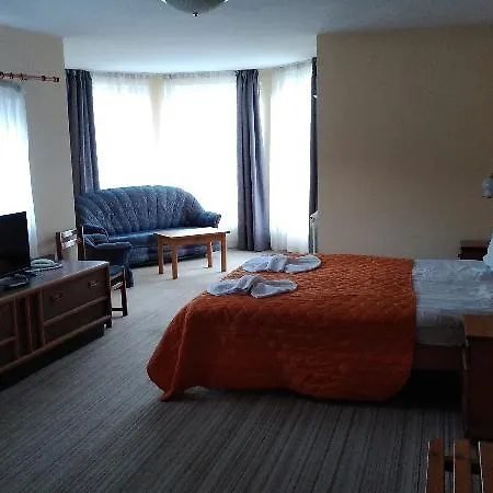 Hotel Chateau Vaptzarov 4*